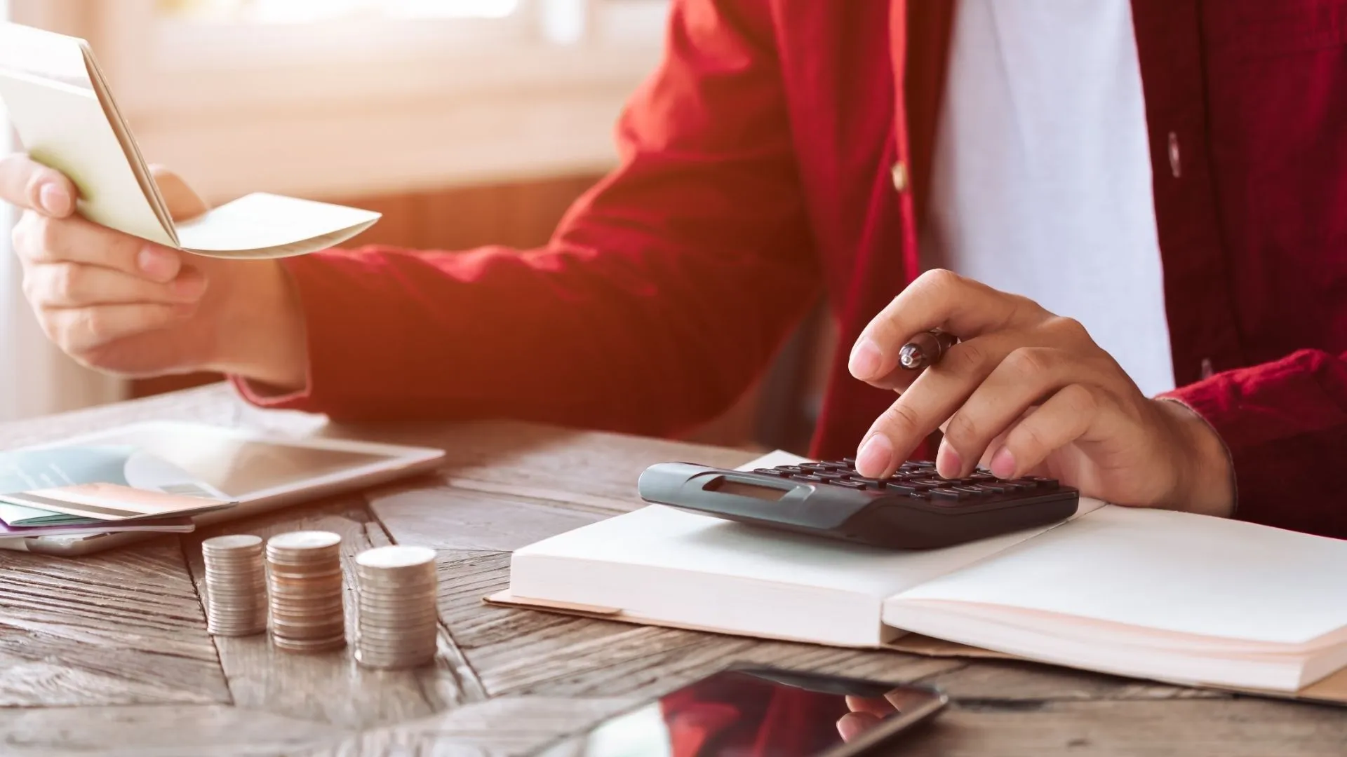 Solar Games Hero Image png Homeowner Calculating Monthly Finances For Rate Changes